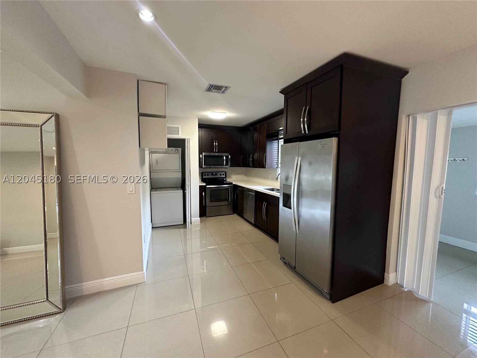 ISLE OF NORMANDY MIAMI VI - Residential