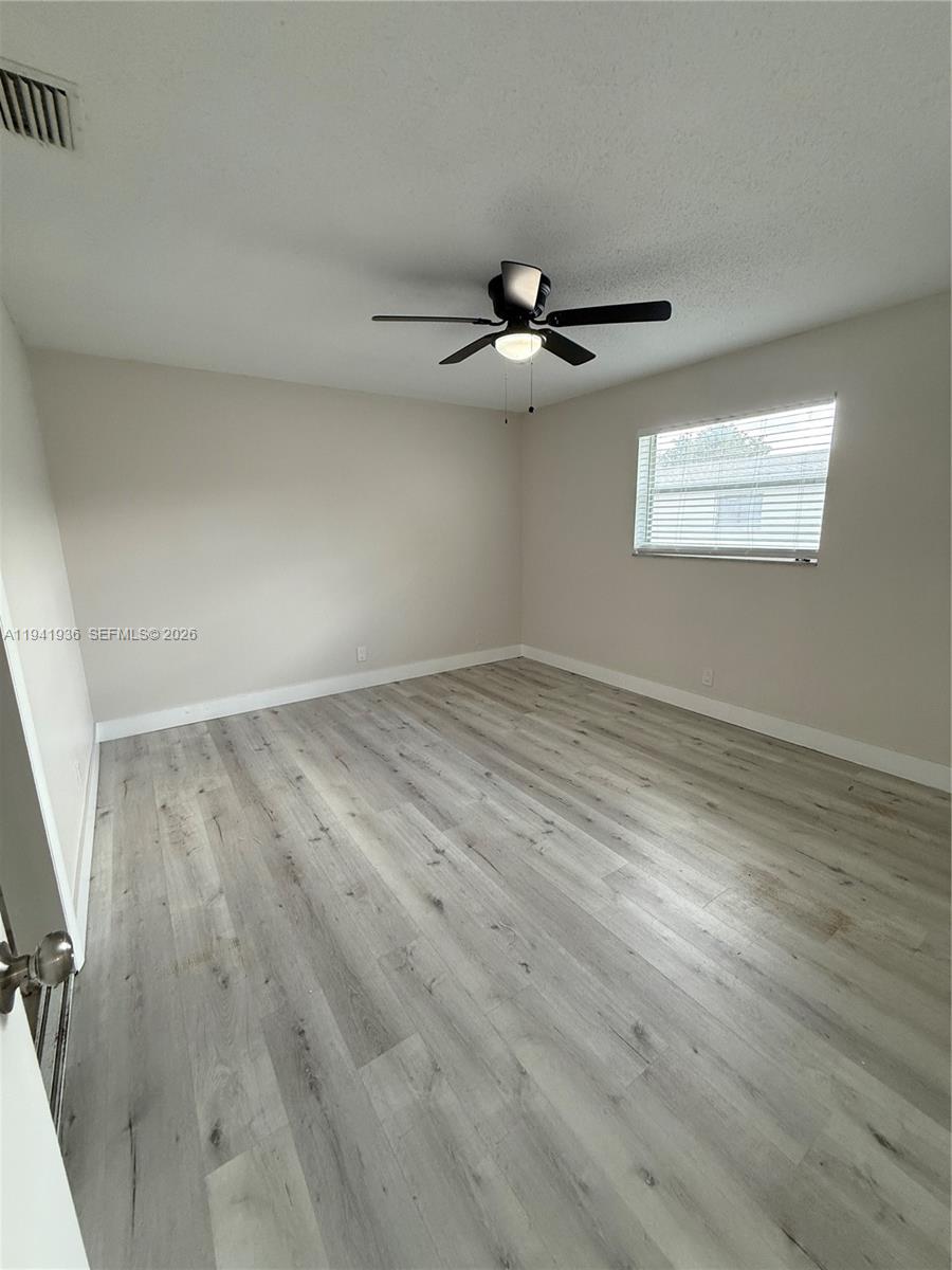 HALFWAY-TREE CONDO - Residential Lease