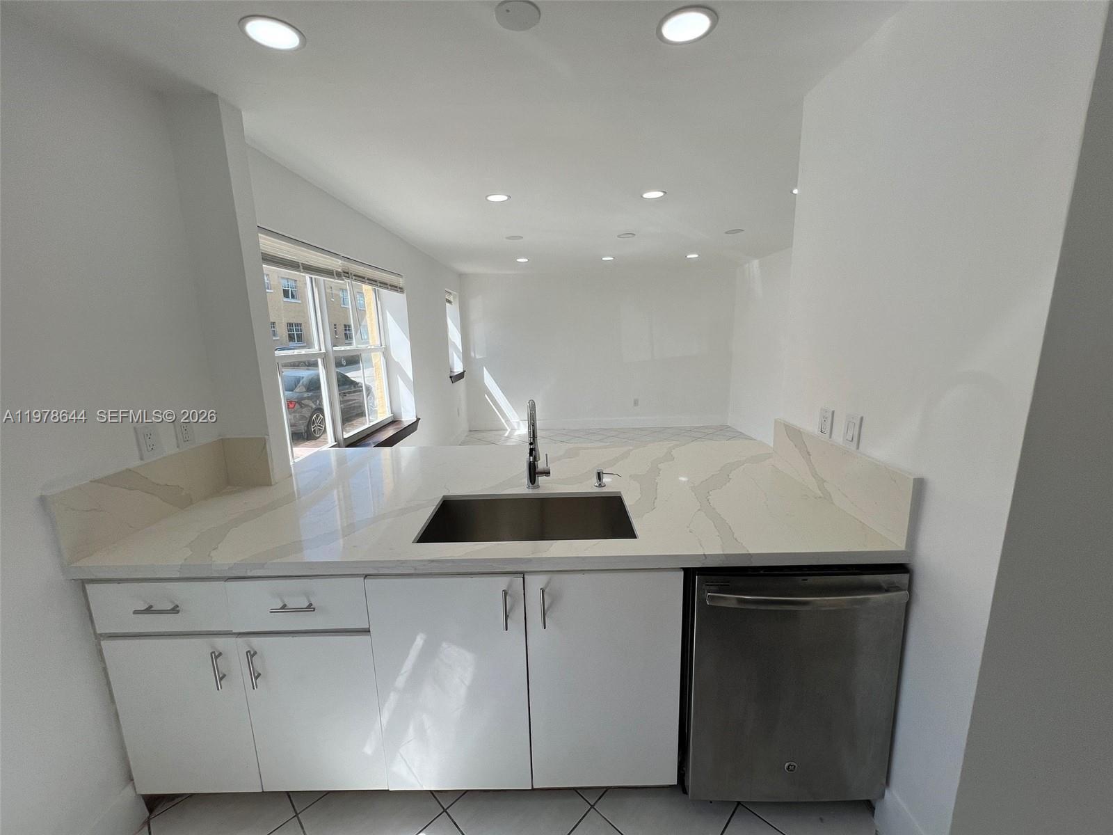 THE HABANA CONDO - Residential
