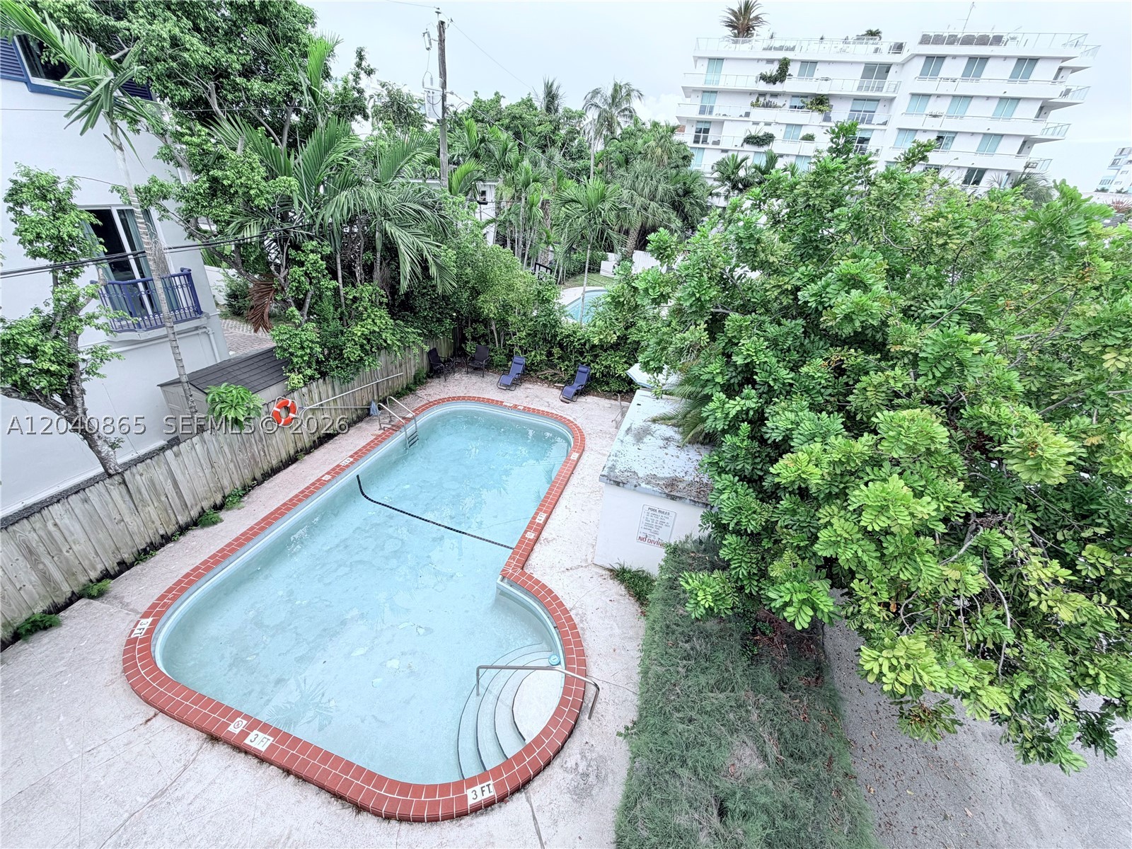 GOLDEN KEY CONDO - Residential