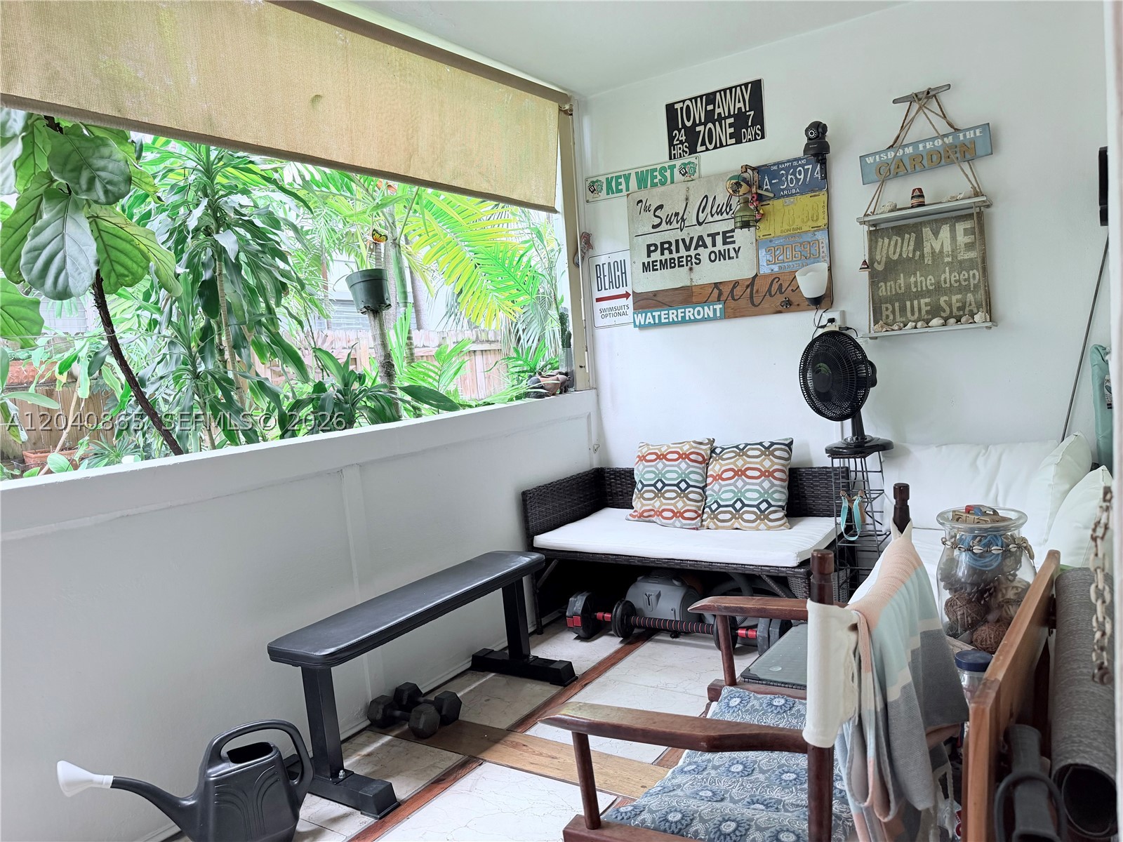 GOLDEN KEY CONDO - Residential