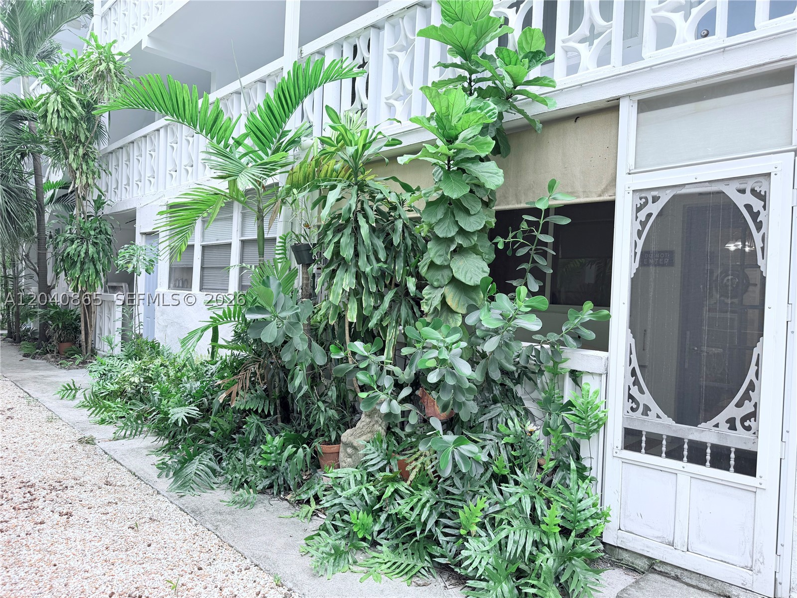 GOLDEN KEY CONDO - Residential