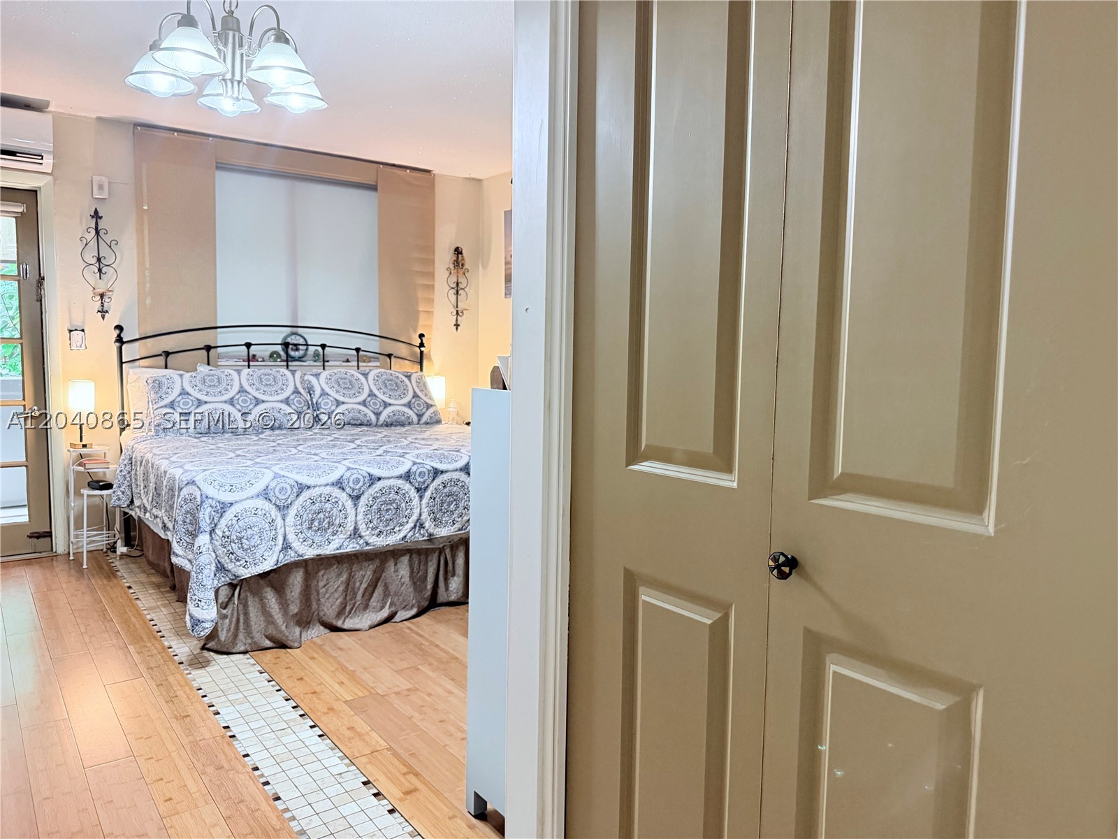 GOLDEN KEY CONDO - Residential
