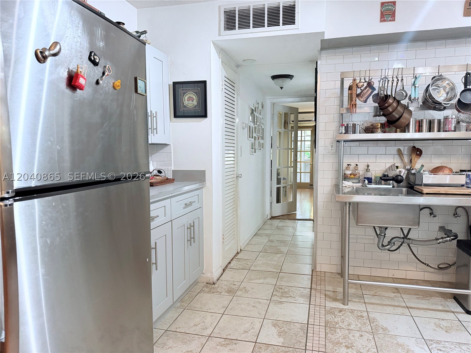 GOLDEN KEY CONDO - Residential