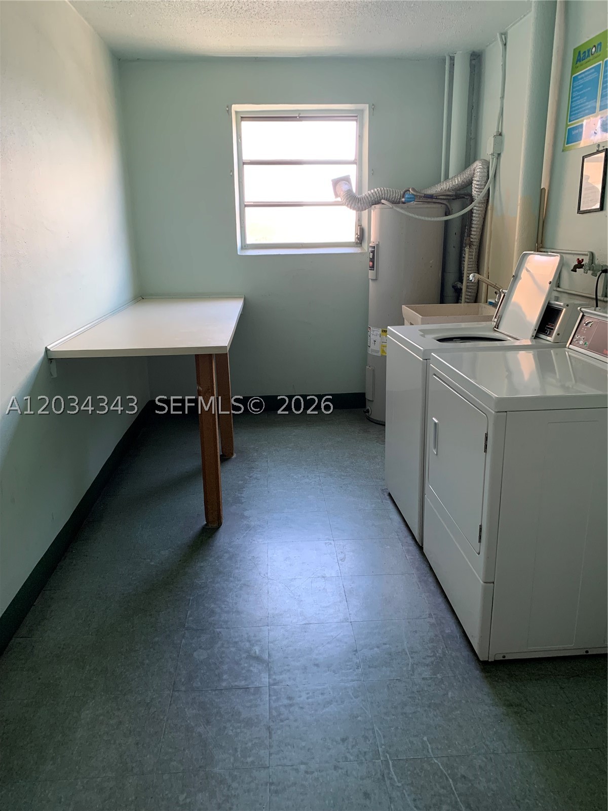 MEADOWBROOK CONDO APTS BL - Residential Lease