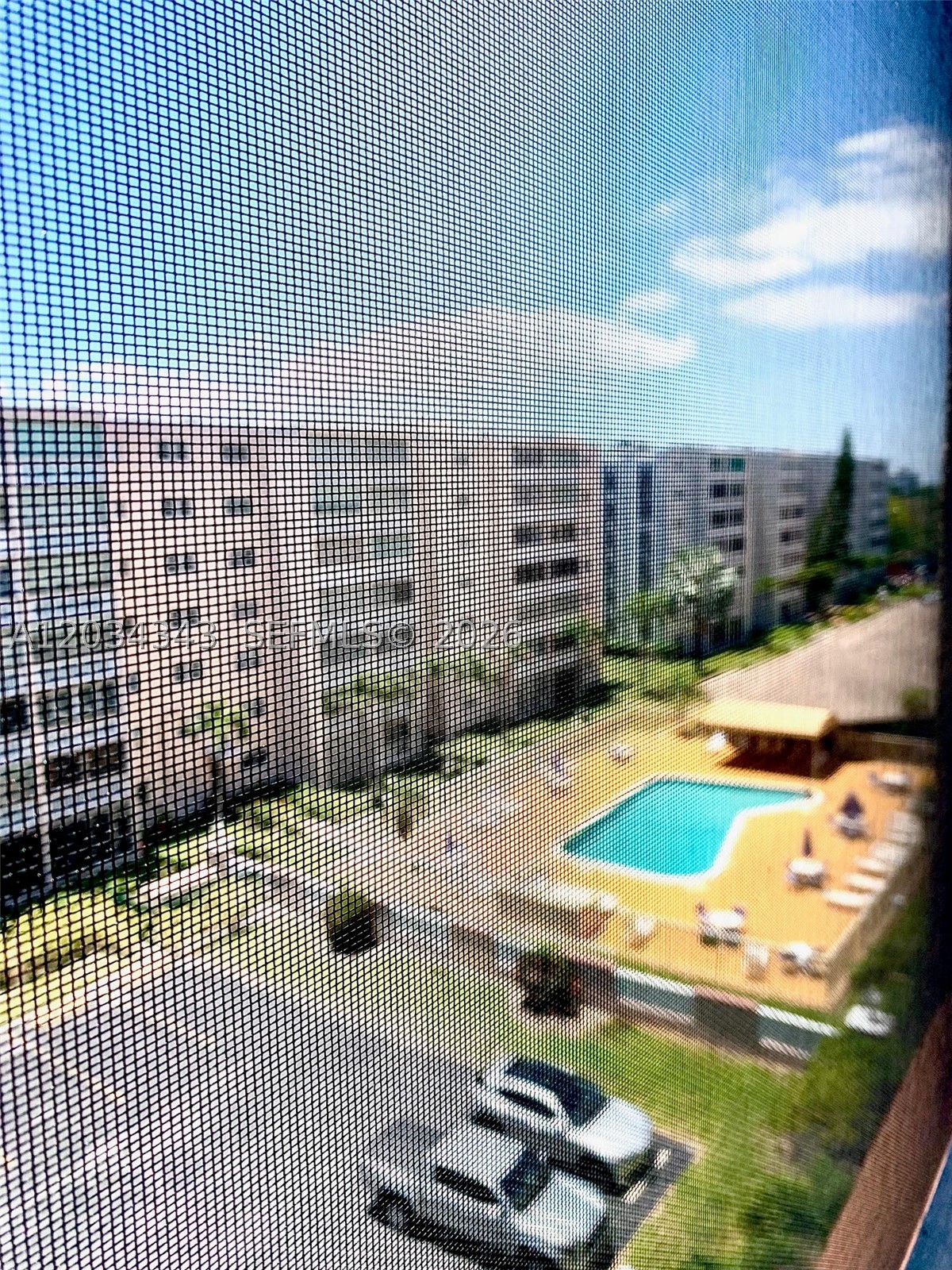 MEADOWBROOK CONDO APTS BL - Residential Lease
