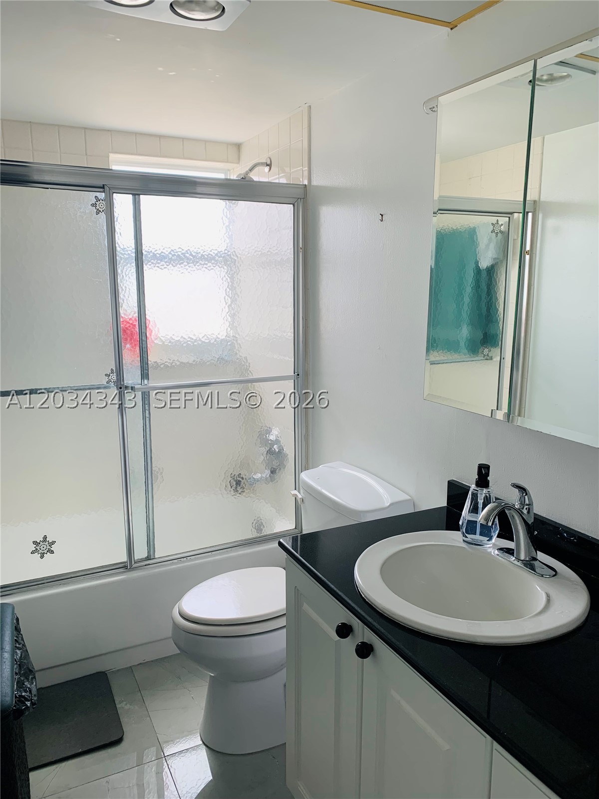 MEADOWBROOK CONDO APTS BL - Residential Lease