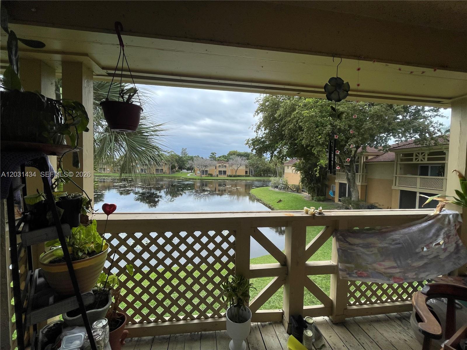 PALM LAKE CONDO - Residential