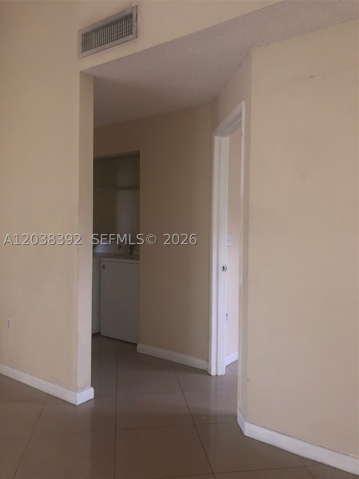 COURTYARDS AT DAVIE CONDO - Residential Lease
