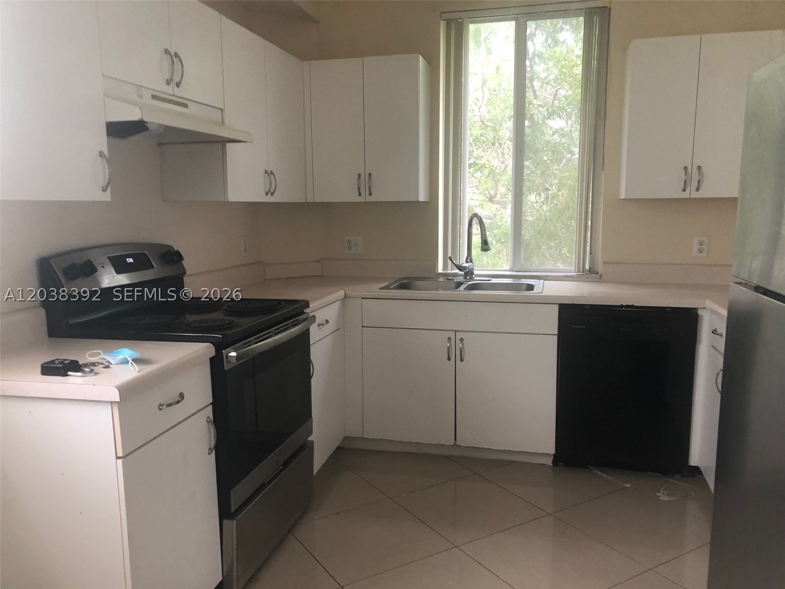 COURTYARDS AT DAVIE CONDO - Residential Lease