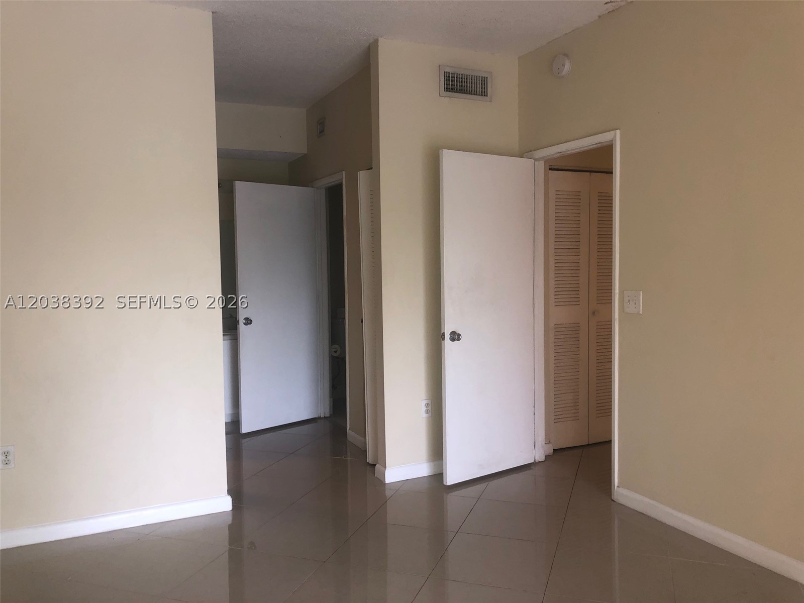 COURTYARDS AT DAVIE CONDO - Residential Lease