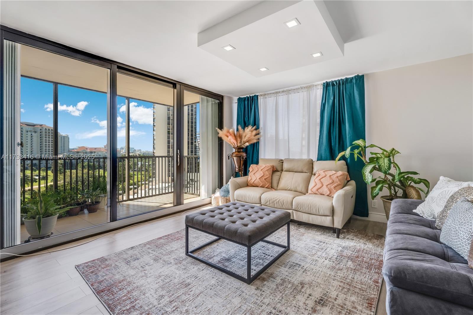 Coronado Condo Tower III - Residential