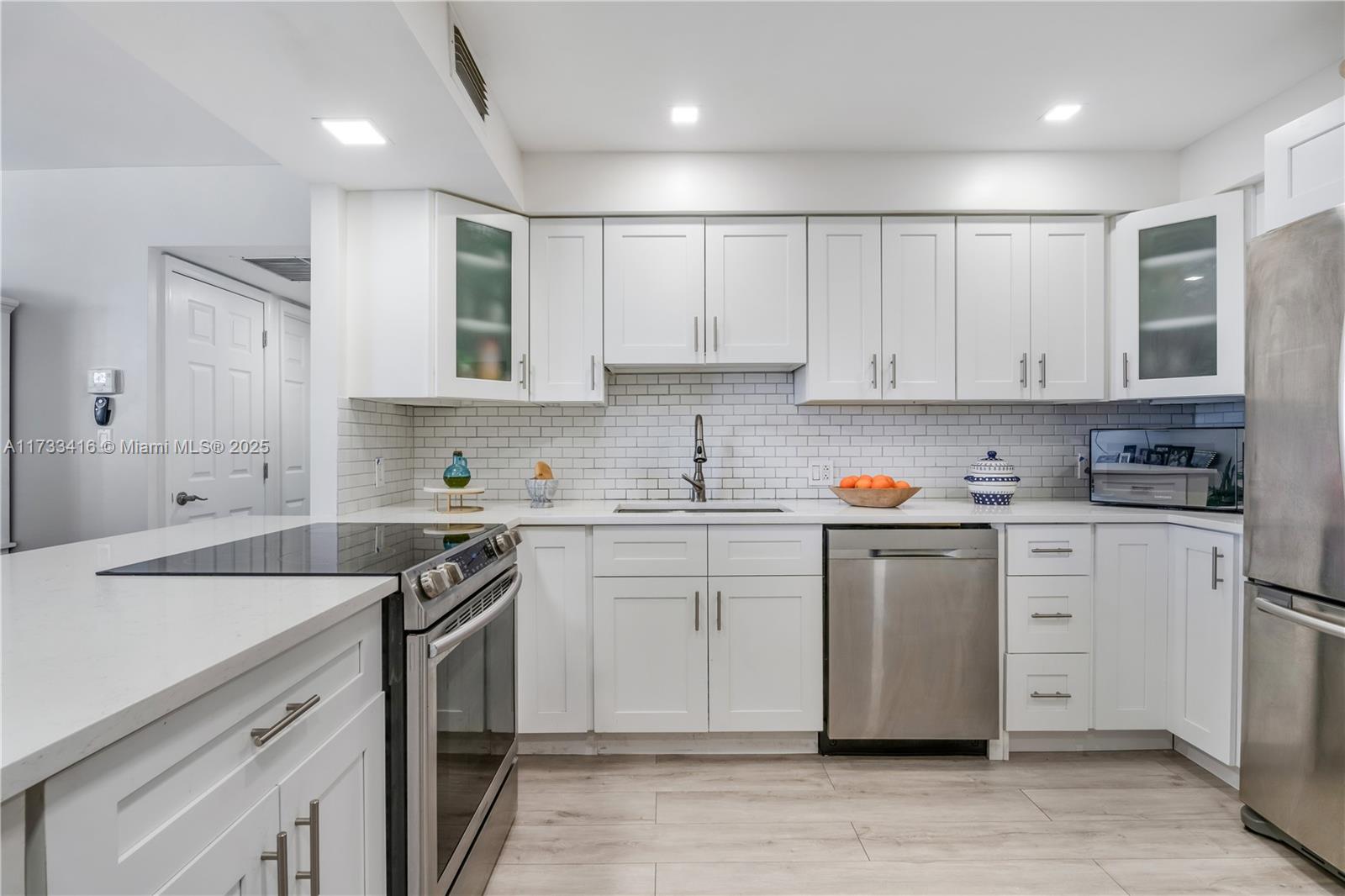 Coronado Condo Tower III - Residential