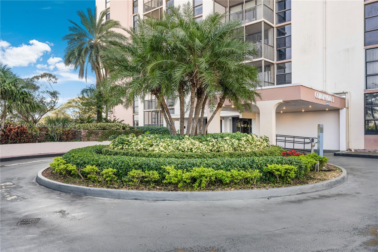 Coronado Condo Tower III - Residential