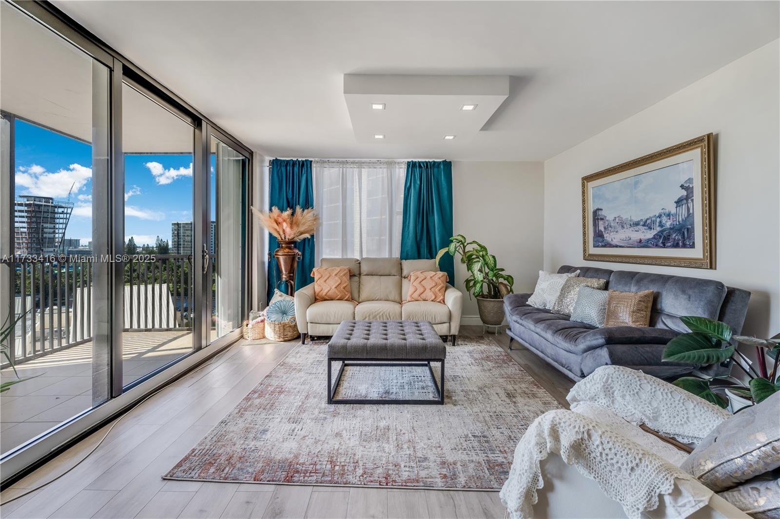 Coronado Condo Tower III - Residential