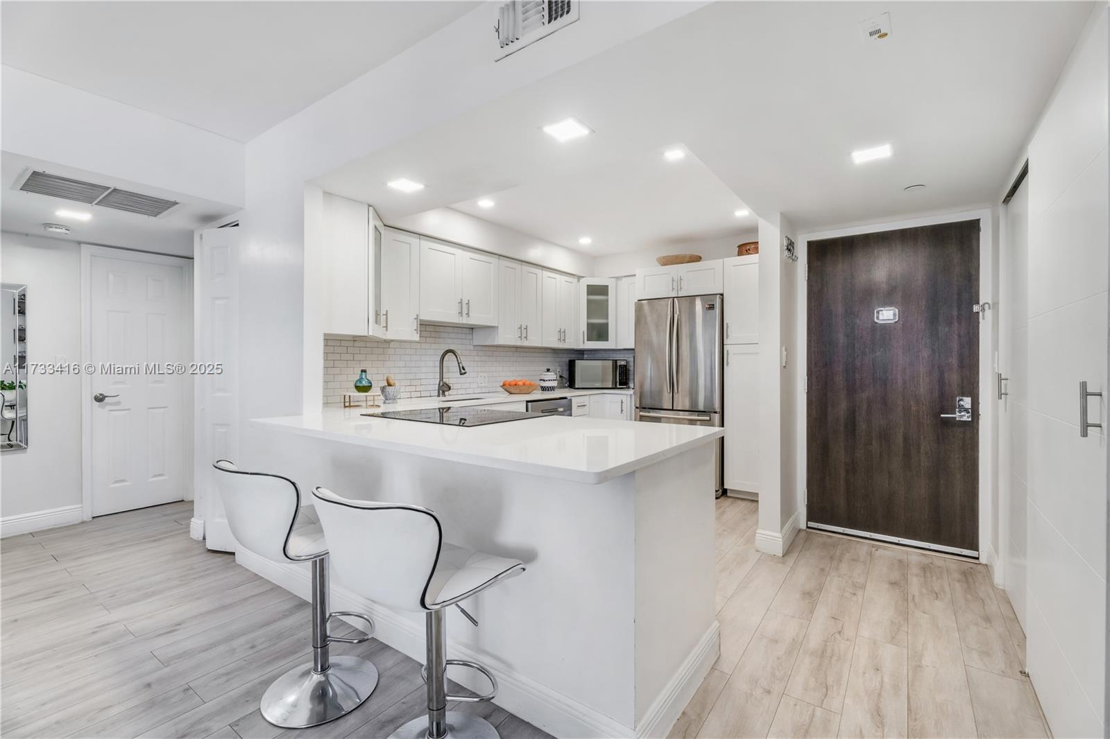 Coronado Condo Tower III - Residential