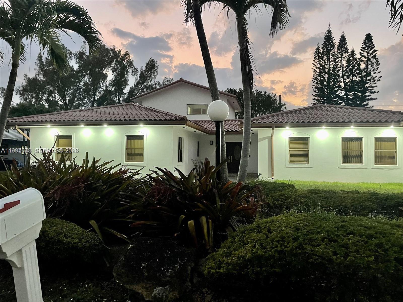 COUNTRY CLUB OF MIAMI EST - Residential