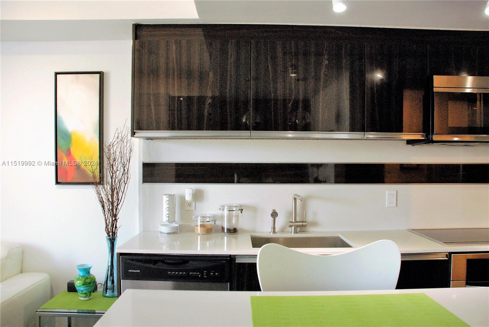 50 Biscayne - Residential Lease