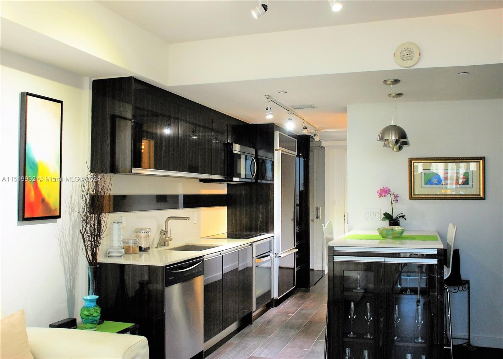 50 Biscayne - Residential Lease