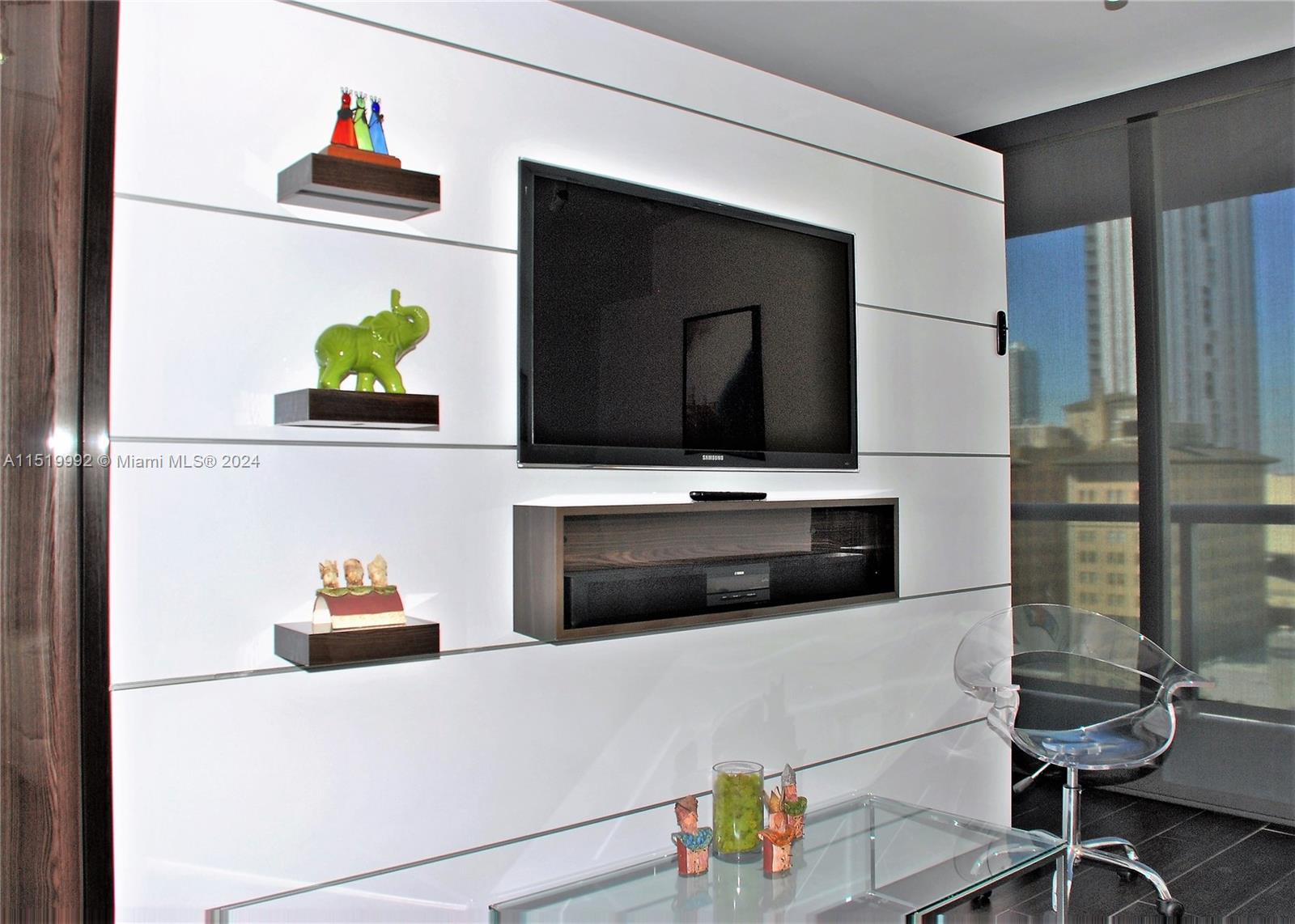 50 Biscayne - Residential Lease