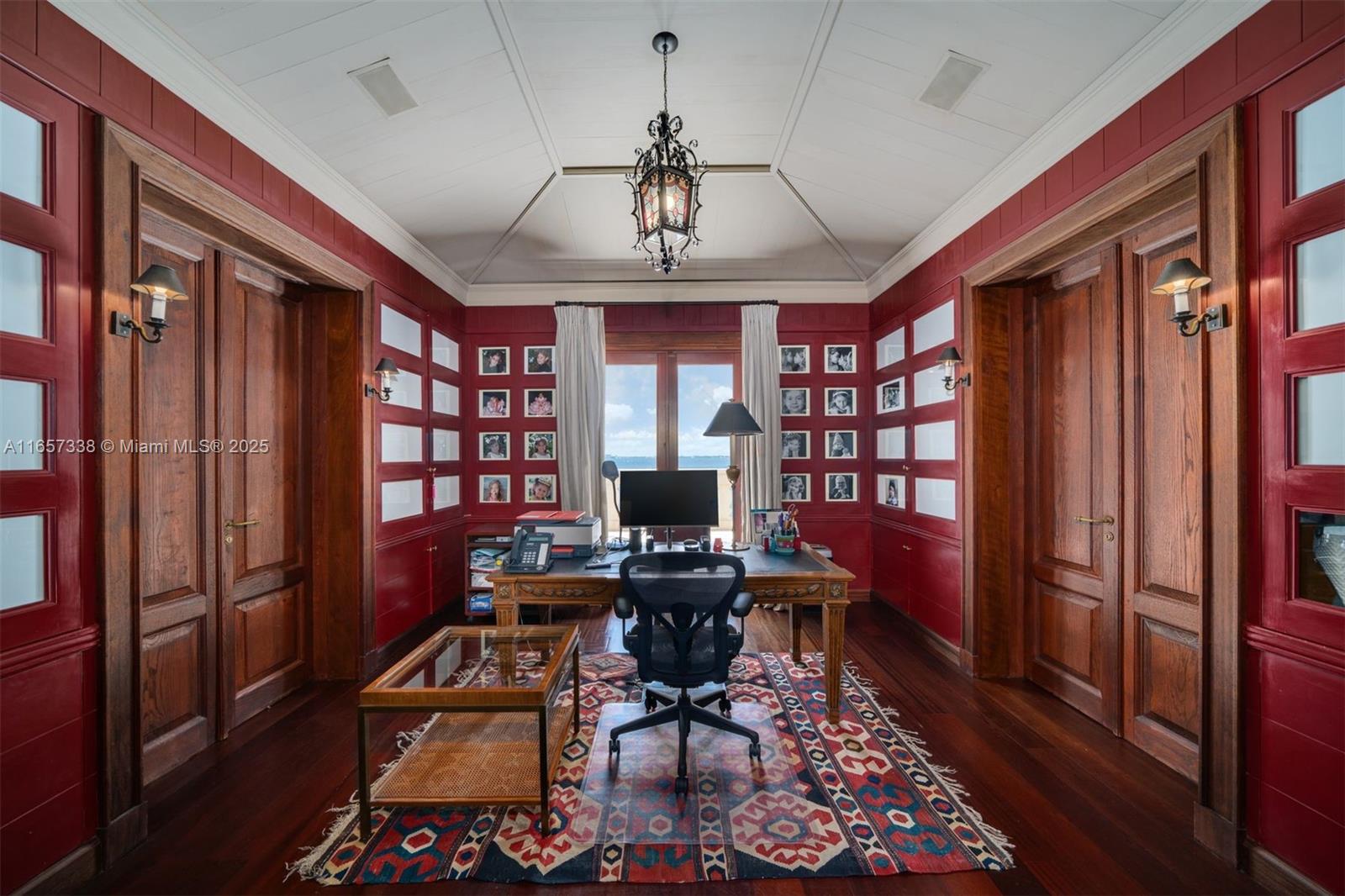 TROPICAL ISLE HOMES SUB 4 - Residential