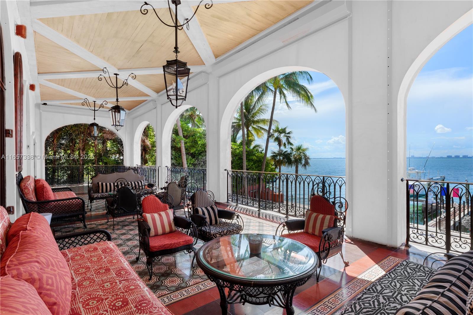 TROPICAL ISLE HOMES SUB 4 - Residential