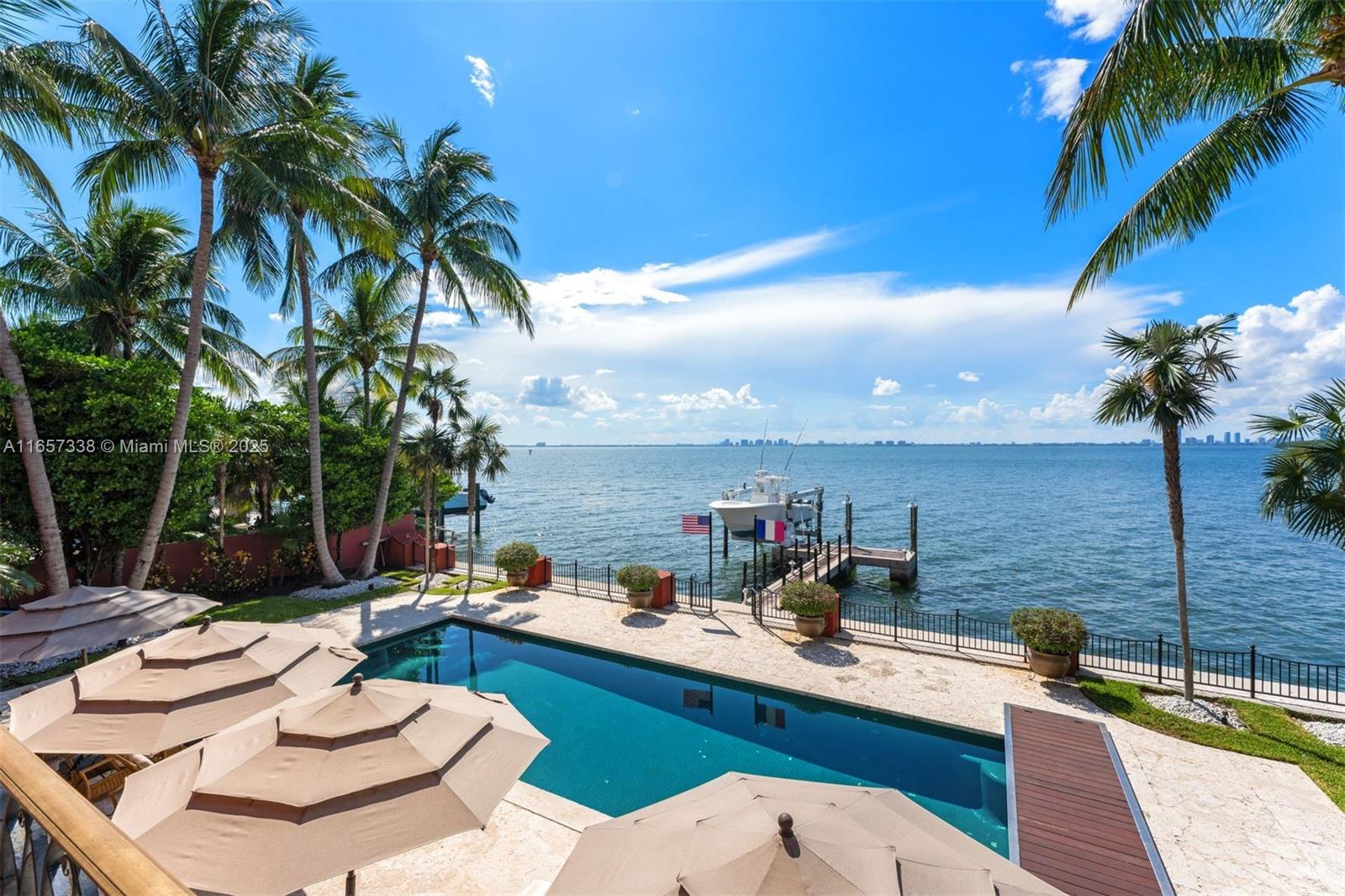 TROPICAL ISLE HOMES SUB 4 - Residential