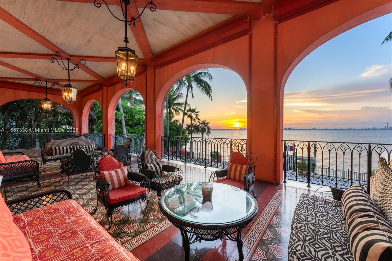 TROPICAL ISLE HOMES SUB 4 - Residential