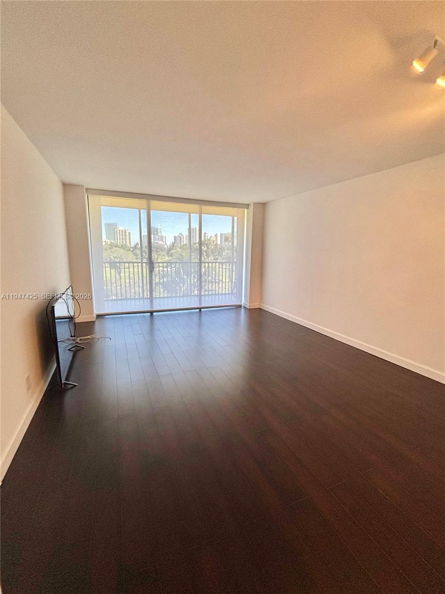 CORONADO CONDO- TOWER I - Residential