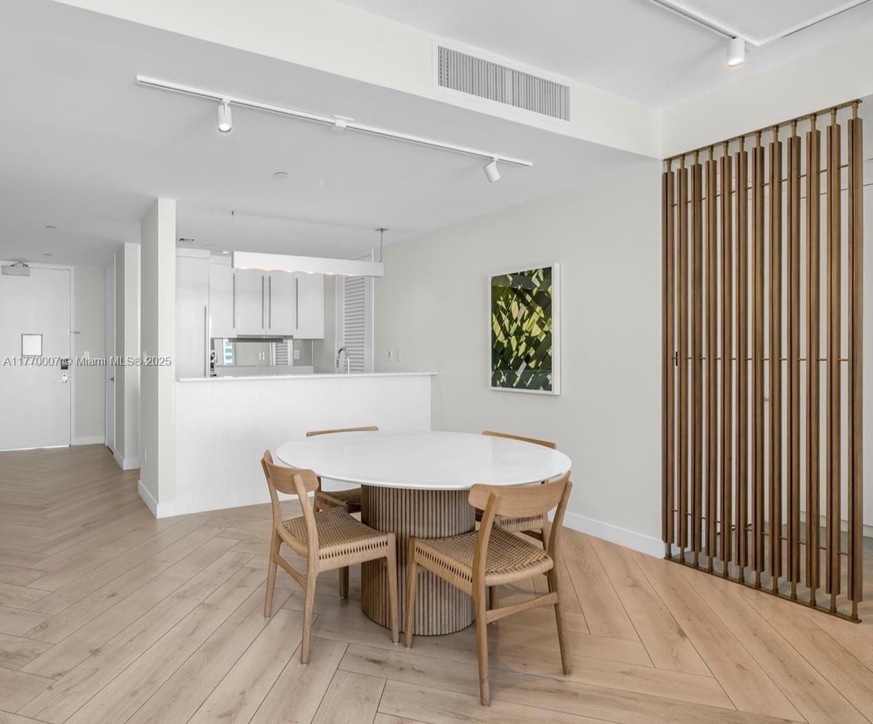 2201 COLLINS AVE CONDO - Residential