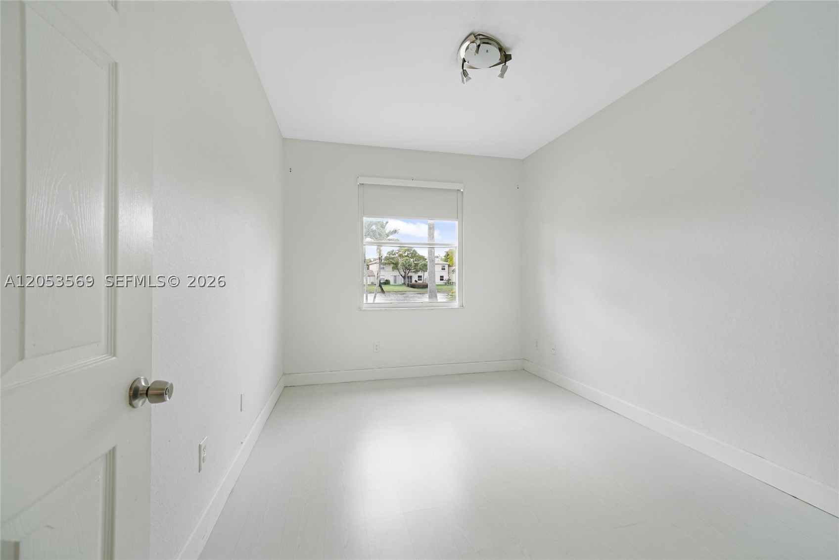 PEMBROKE ISLES IV - Residential