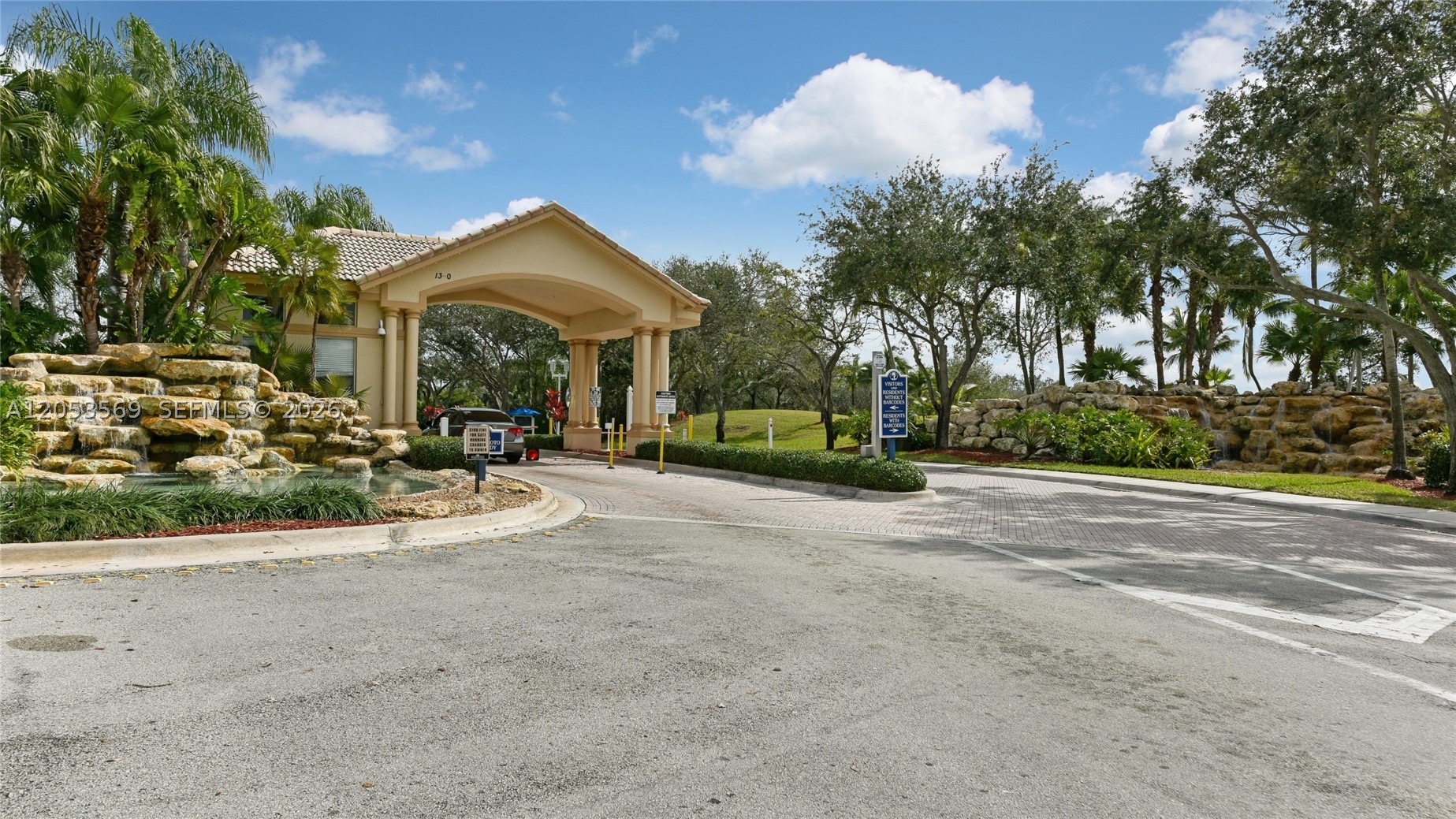PEMBROKE ISLES IV - Residential
