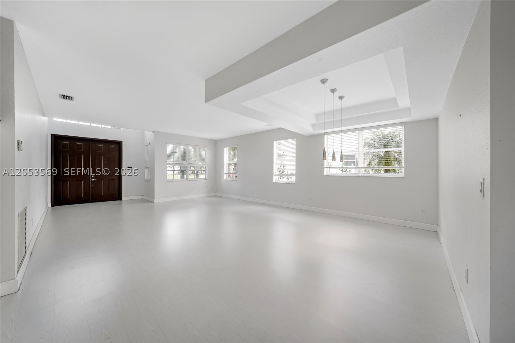 PEMBROKE ISLES IV - Residential