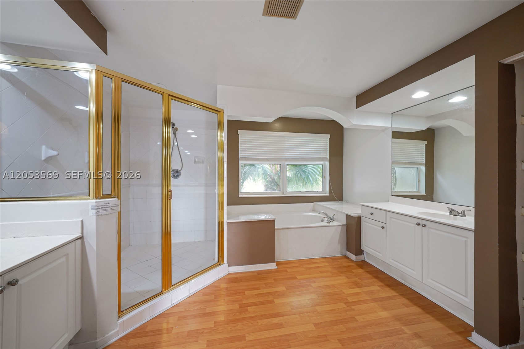 PEMBROKE ISLES IV - Residential