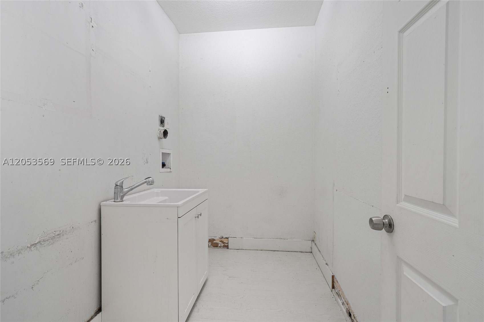 PEMBROKE ISLES IV - Residential