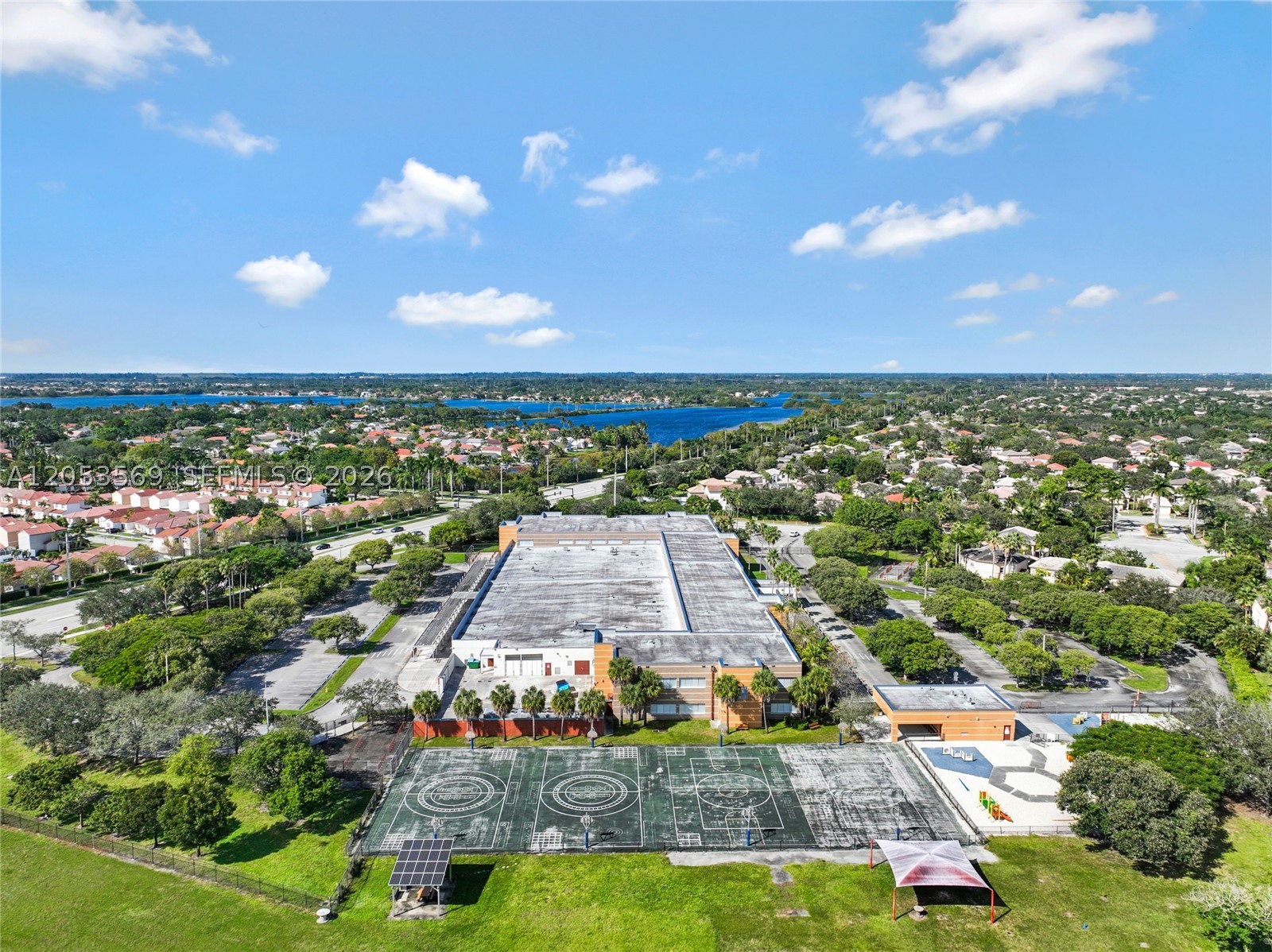 PEMBROKE ISLES IV - Residential
