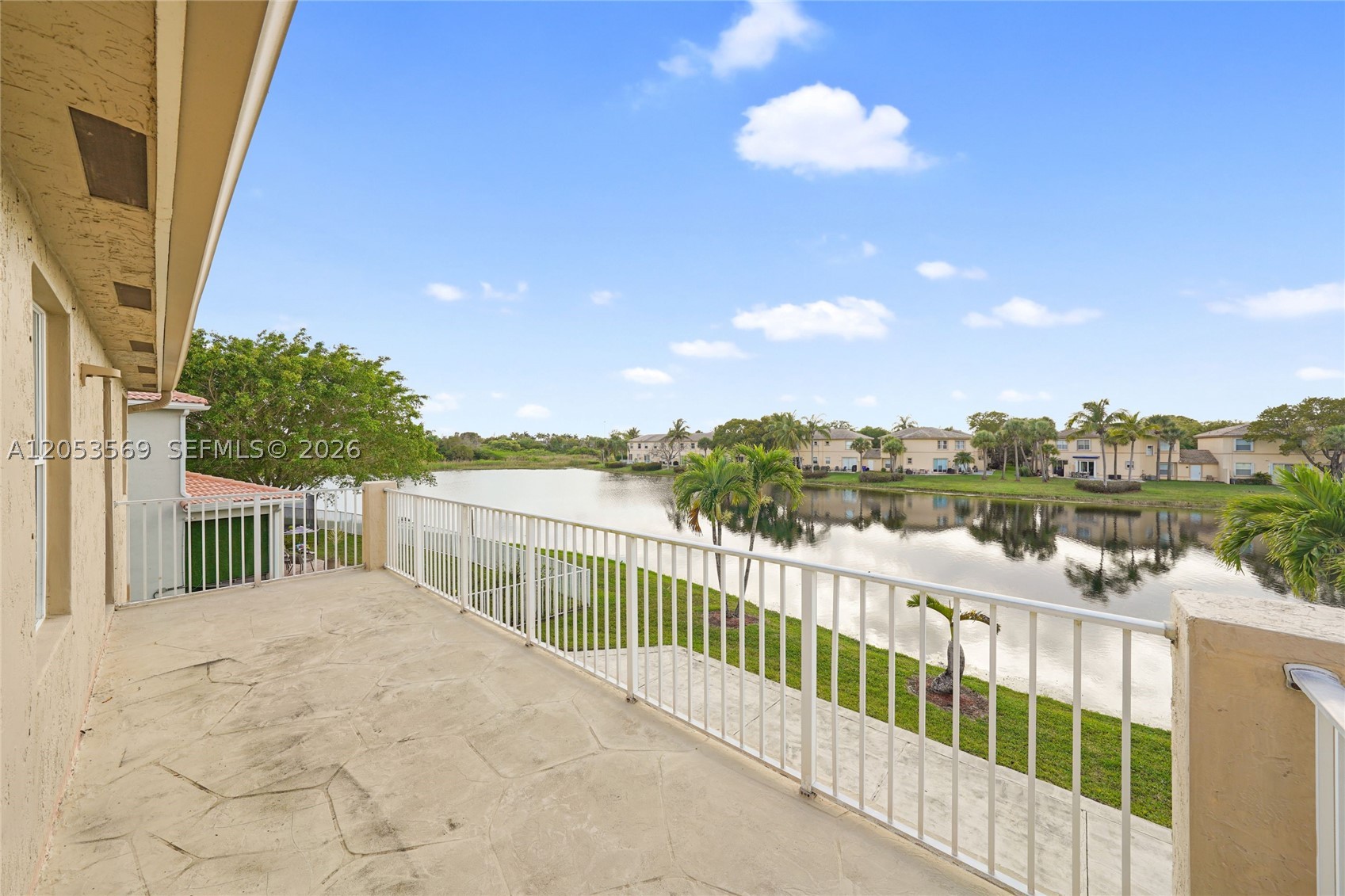 PEMBROKE ISLES IV - Residential