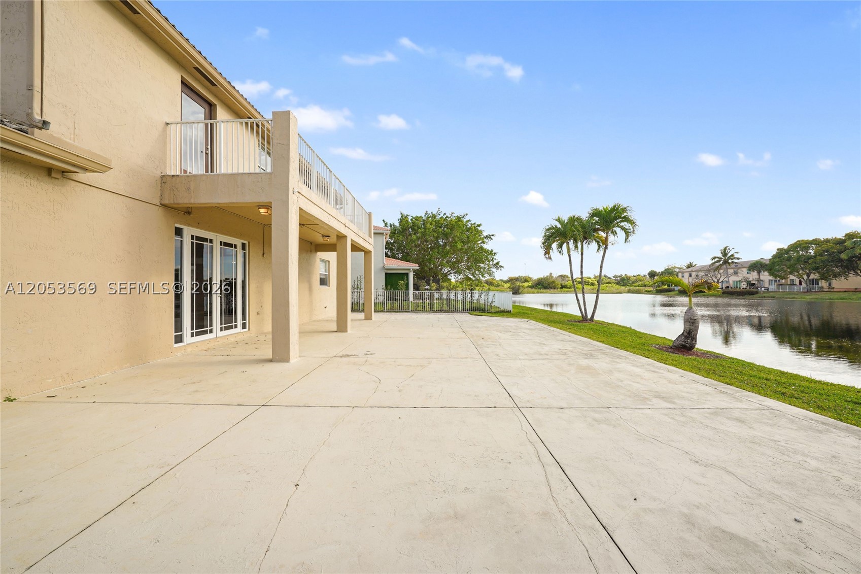 PEMBROKE ISLES IV - Residential