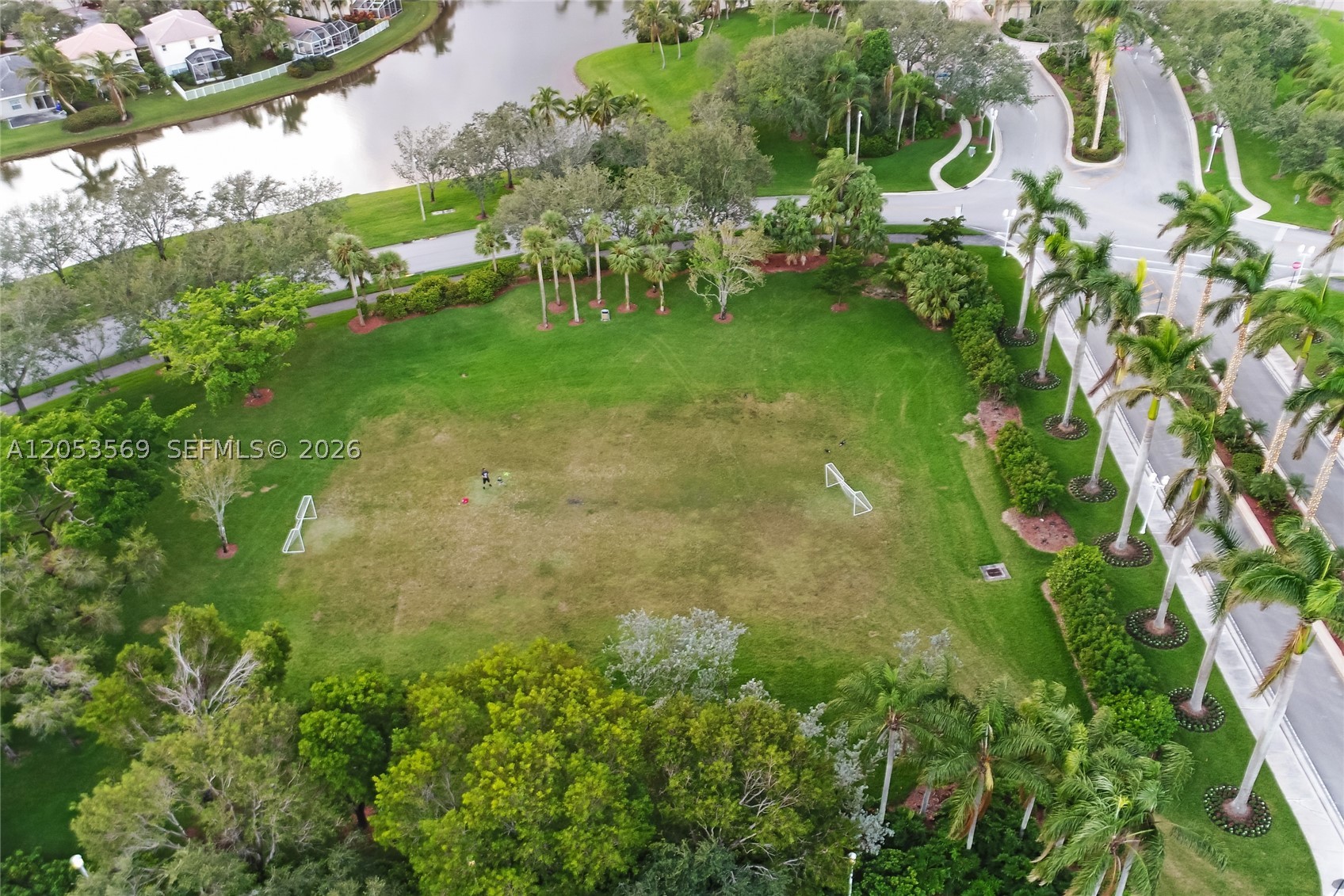 PEMBROKE ISLES IV - Residential