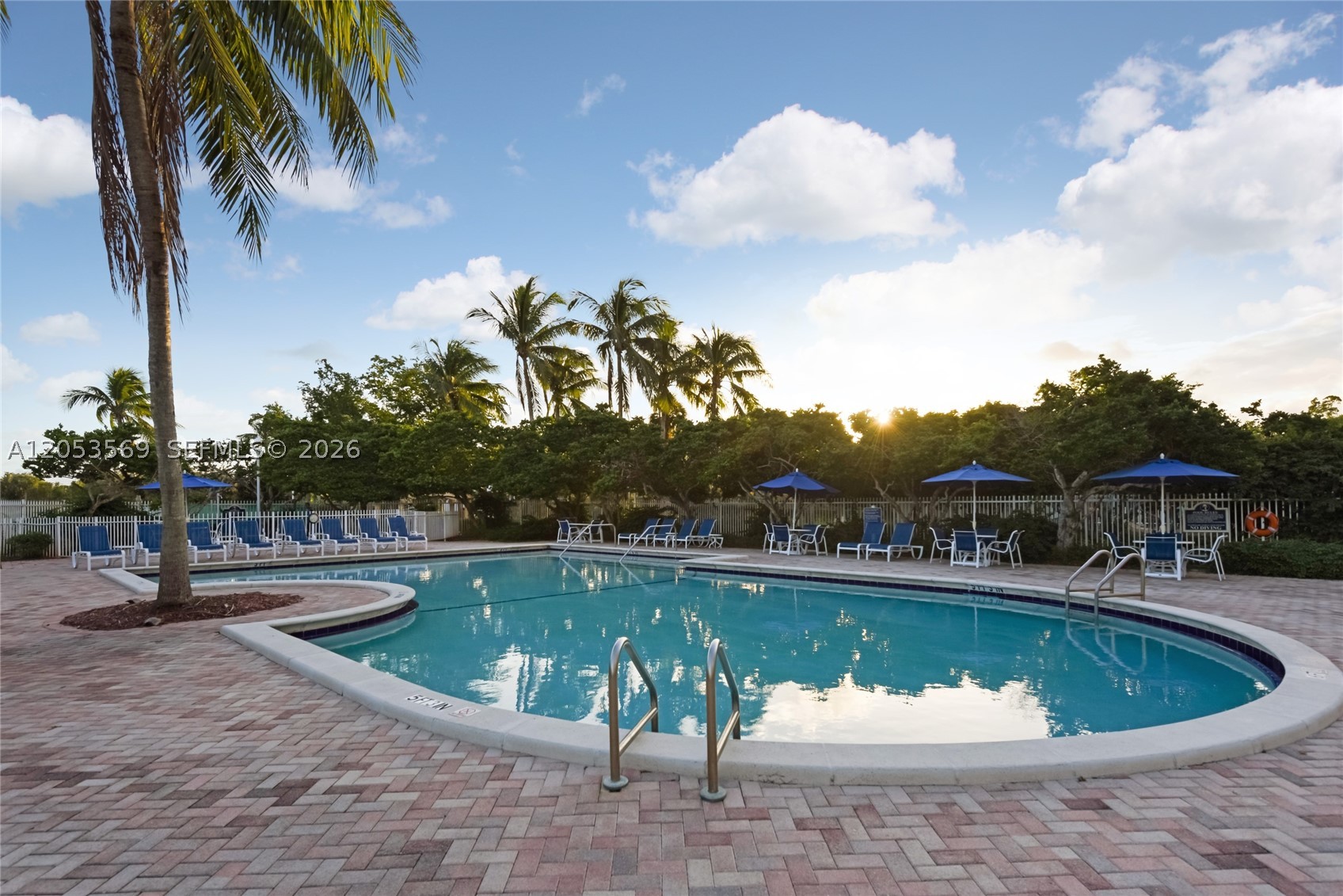 PEMBROKE ISLES IV - Residential