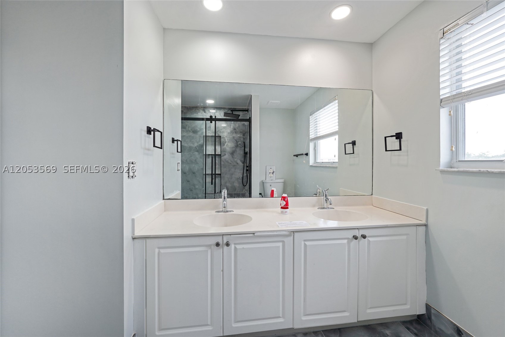 PEMBROKE ISLES IV - Residential