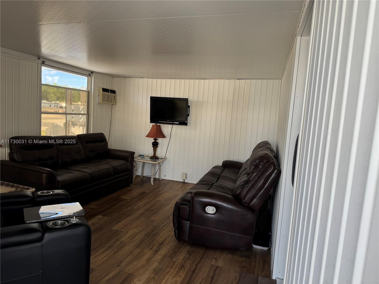 FISHERMANS COVE OF COLLIER - Residential