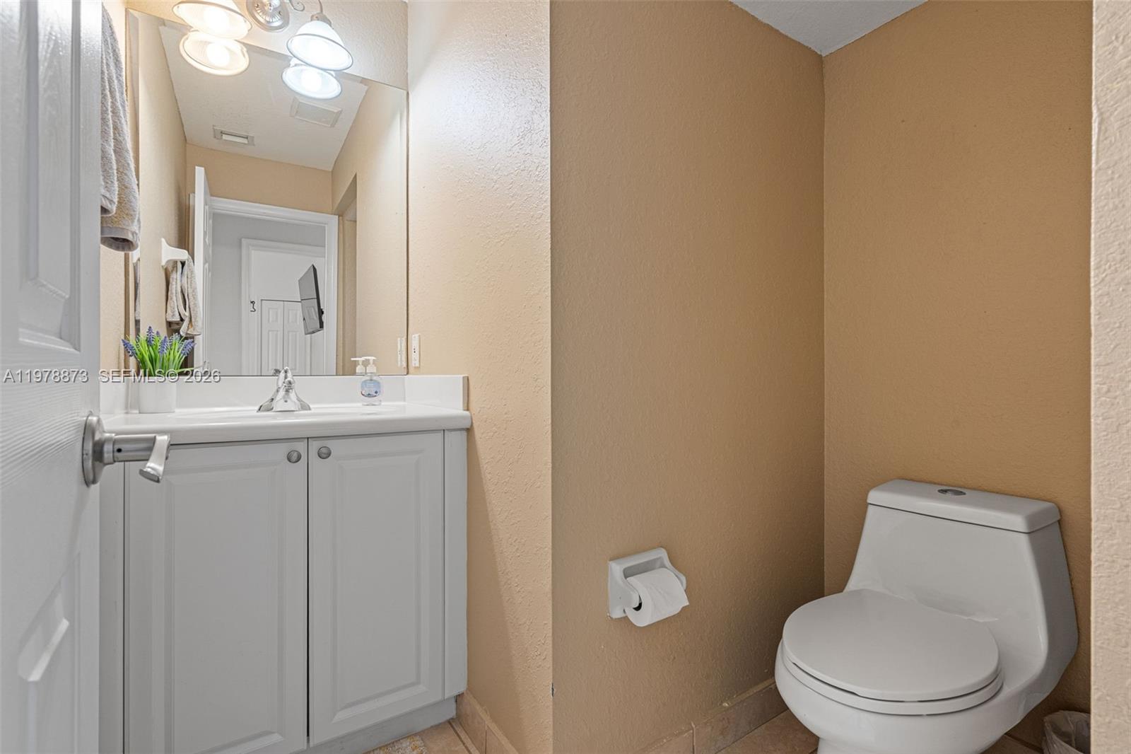 CUTLER CAY - Residential