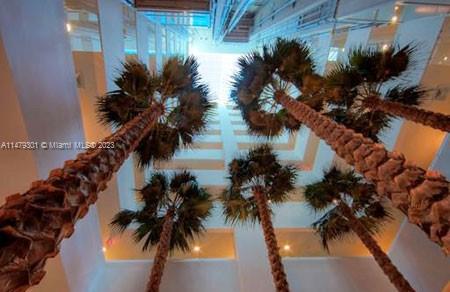 THE ATRIUM AT AVENTURA CO - Residential Lease