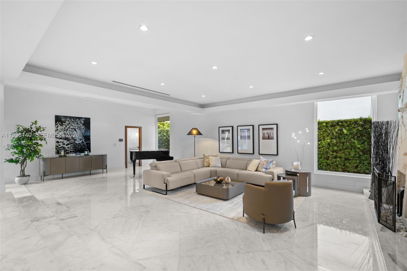 BAY HARBOR ISLAND - Residential
