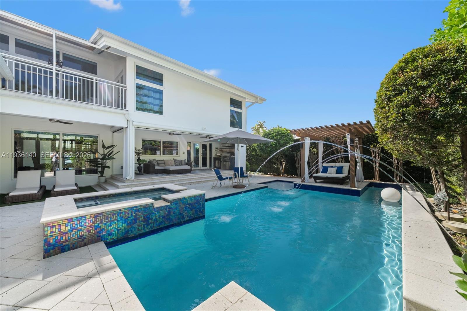 BAY HARBOR ISLAND - Residential