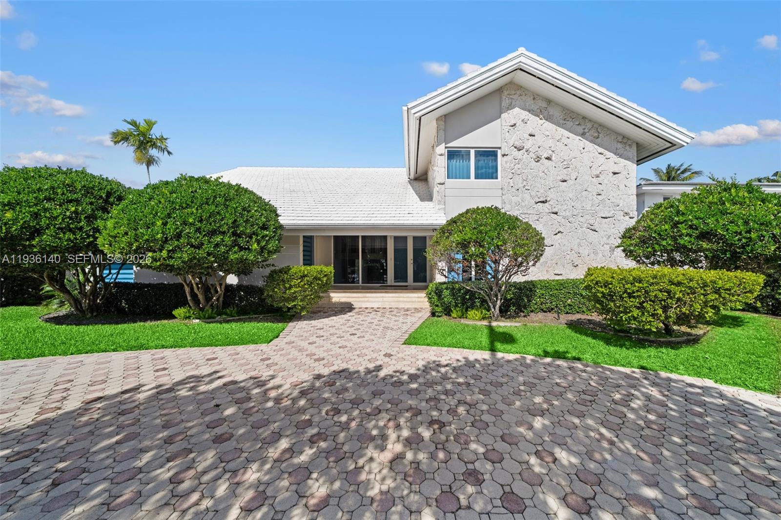 BAY HARBOR ISLAND - Residential
