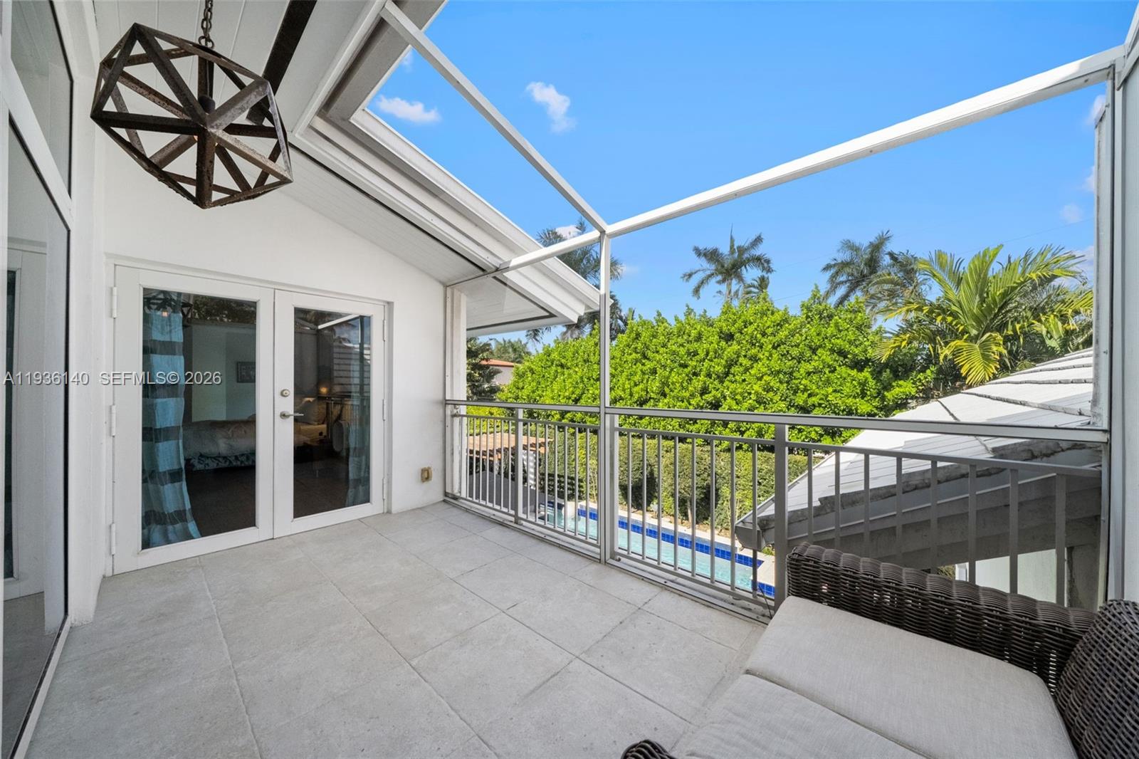 BAY HARBOR ISLAND - Residential