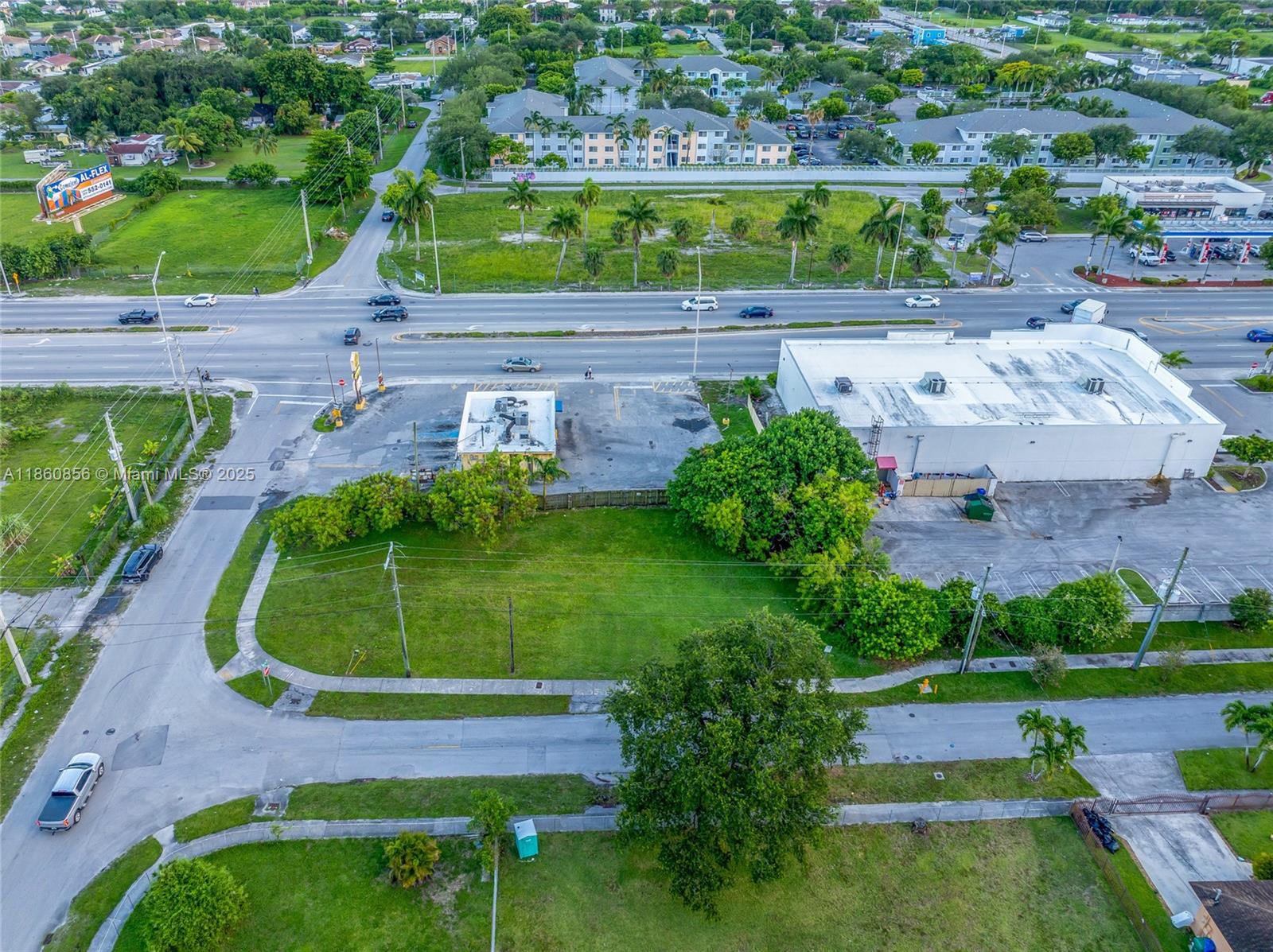 W LITTLE RIVER REV - Commercial Sale