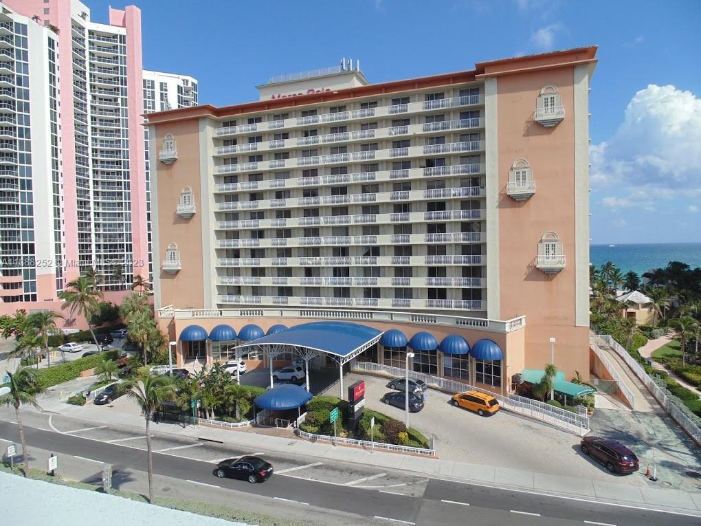 THE AVENTURA BEACH CLUB C - Residential Lease